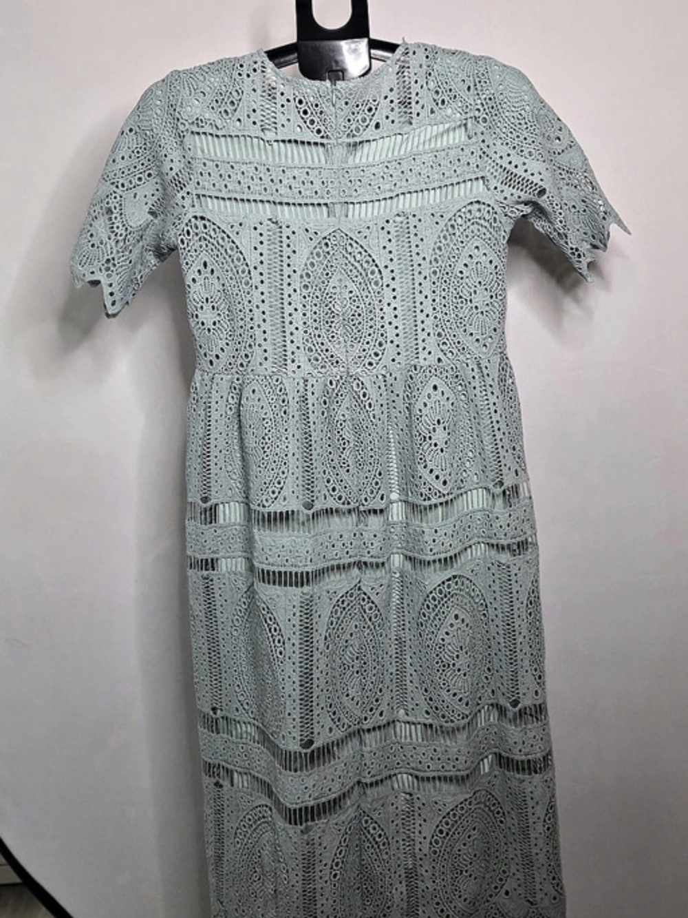 Brass & Roe by CbS Lace Midi Dress in Green Size Small Like New